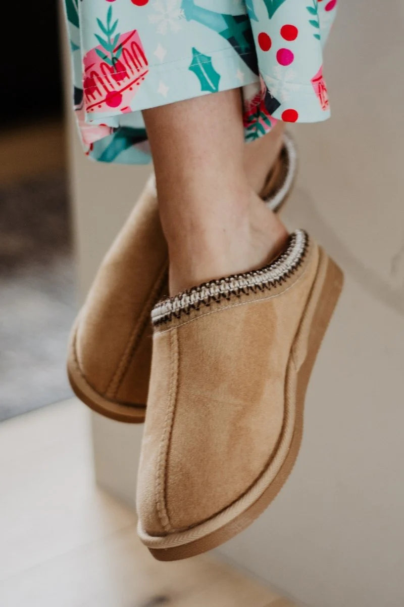 Sand Women's Slippers