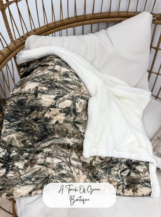 PREORDER Camo Fur Blanket