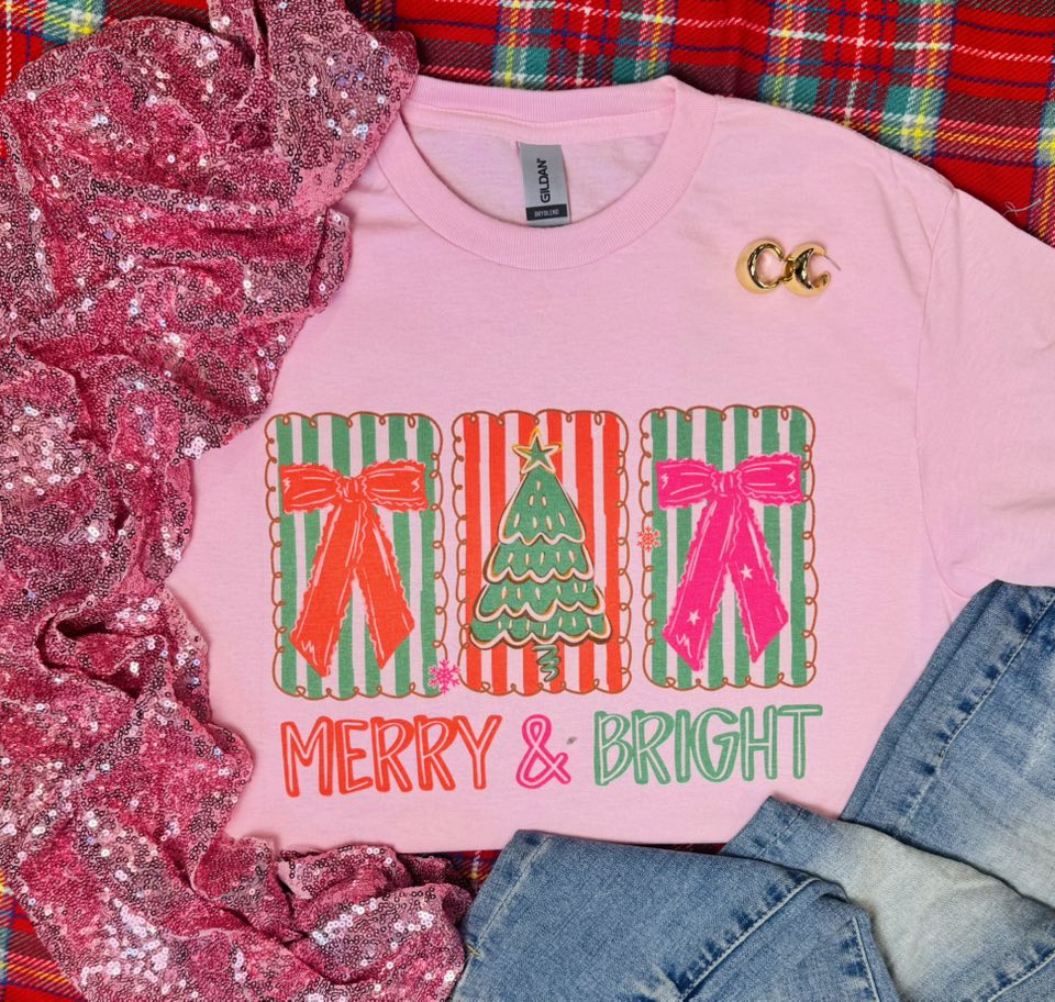 Merry & Bright Tee-Pink