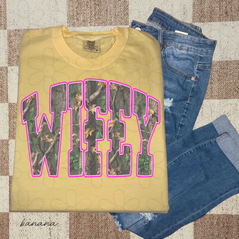 Camo Wifey Pink Outline Tee/Sweatshirt