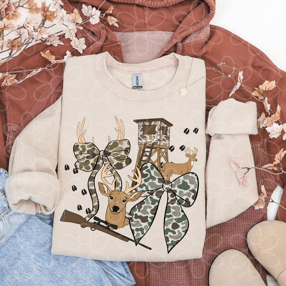 Deer Hunting Camo Bows Tee